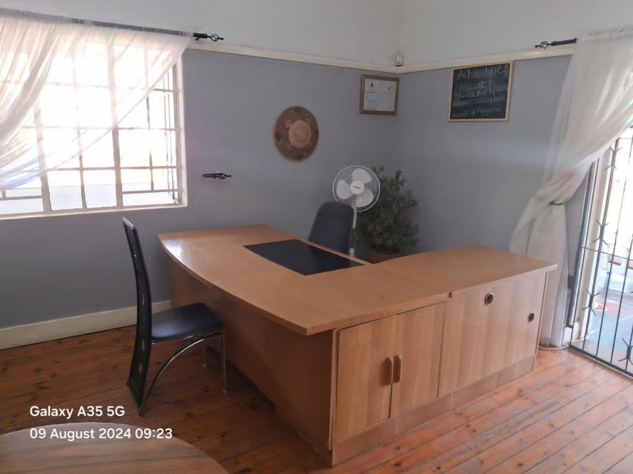 Choice Backpackers Lodge Bulawayo Exterior photo